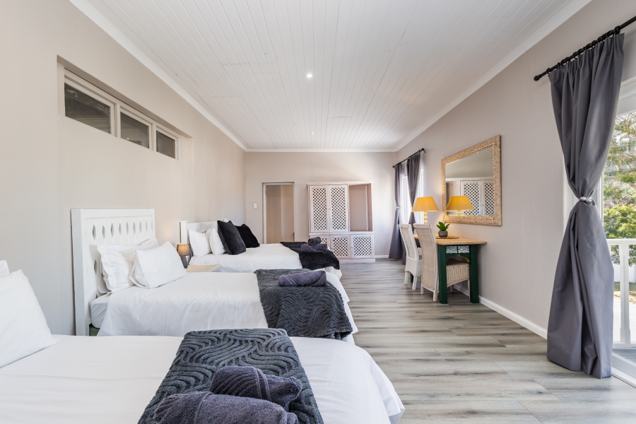 3 Bedroom Property for Sale in Keurboomstrand Western Cape